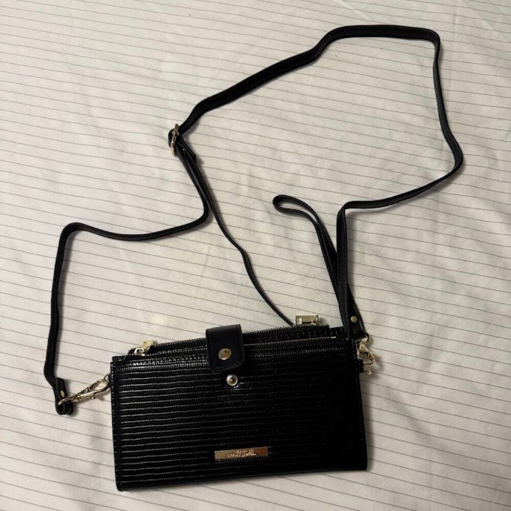 Simply Noelle Viper‎ Wallet Crossbody Black